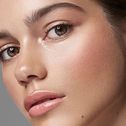 Glossy skin – moje sposoby na świetlisty makijaż